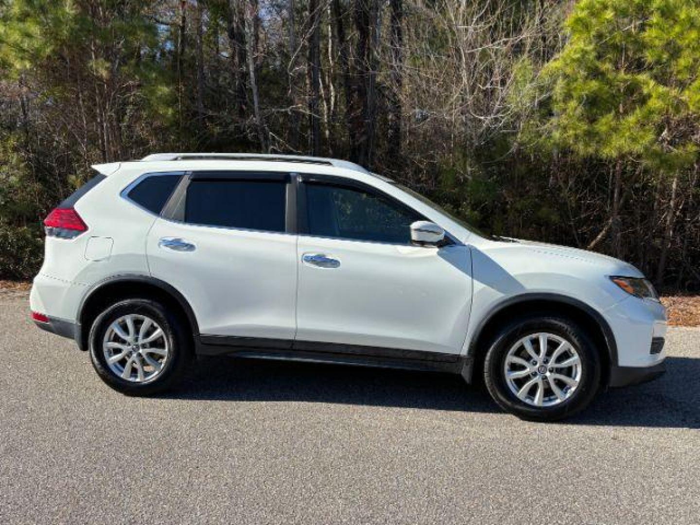 2017 /CHARCOAL CLOTH Nissan Rogue SV AWD (5N1AT2MV5HC) with an Other engine, located at 2761 East Hwy 501, Conway, SC, 29526, (843) 331-1151, 33.781528, -78.989883 - 2017 Nissan Rogue SV AWD - Photo#2