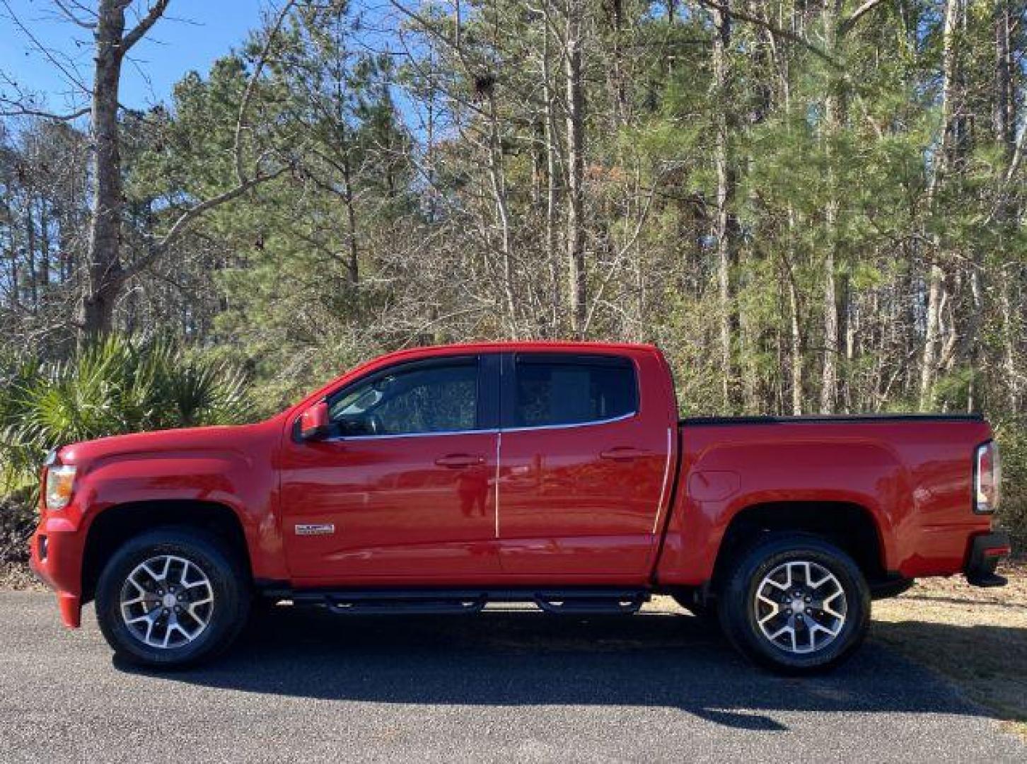 2016 /BLACK LEATHER/CLOTH GMC Canyon Crew Cab 4WD SLE (1GTG6CE33G1) with an Other engine, located at 9146 Ocean Hwy West, Calabash, NC, 28467, (910) 579-1110, 33.928635, -78.576157 - 2016 GMC Canyon Crew Cab 4WD SLE - Photo#2