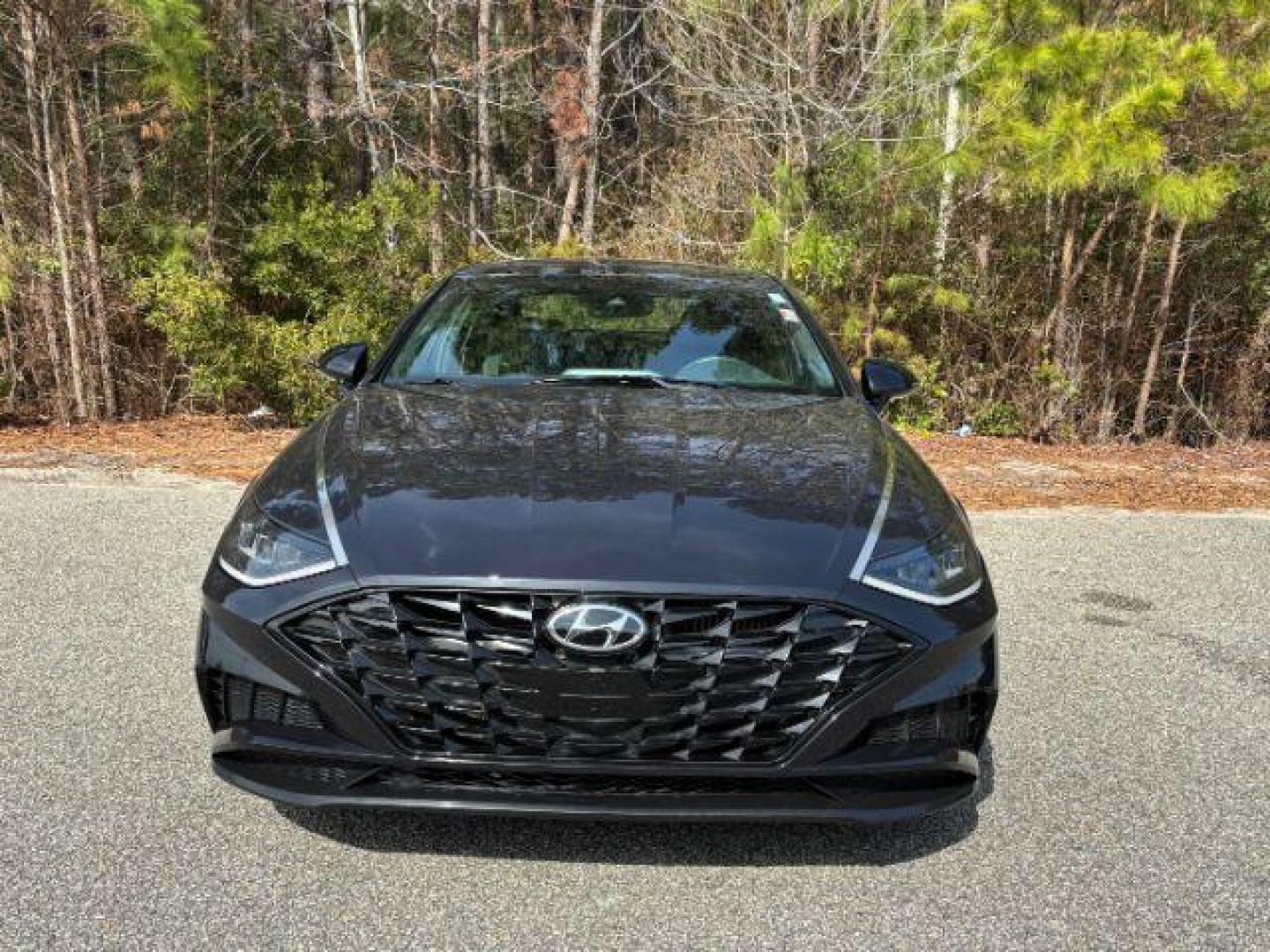 2023 /DARK GRAY LEATHER Hyundai Sonata SEL Plus (KMHL44J24PA) with an Other engine, located at 2761 East Hwy 501, Conway, SC, 29526, (843) 331-1151, 33.781528, -78.989883 - 2023 Hyundai Sonata SEL Plus - Photo#3