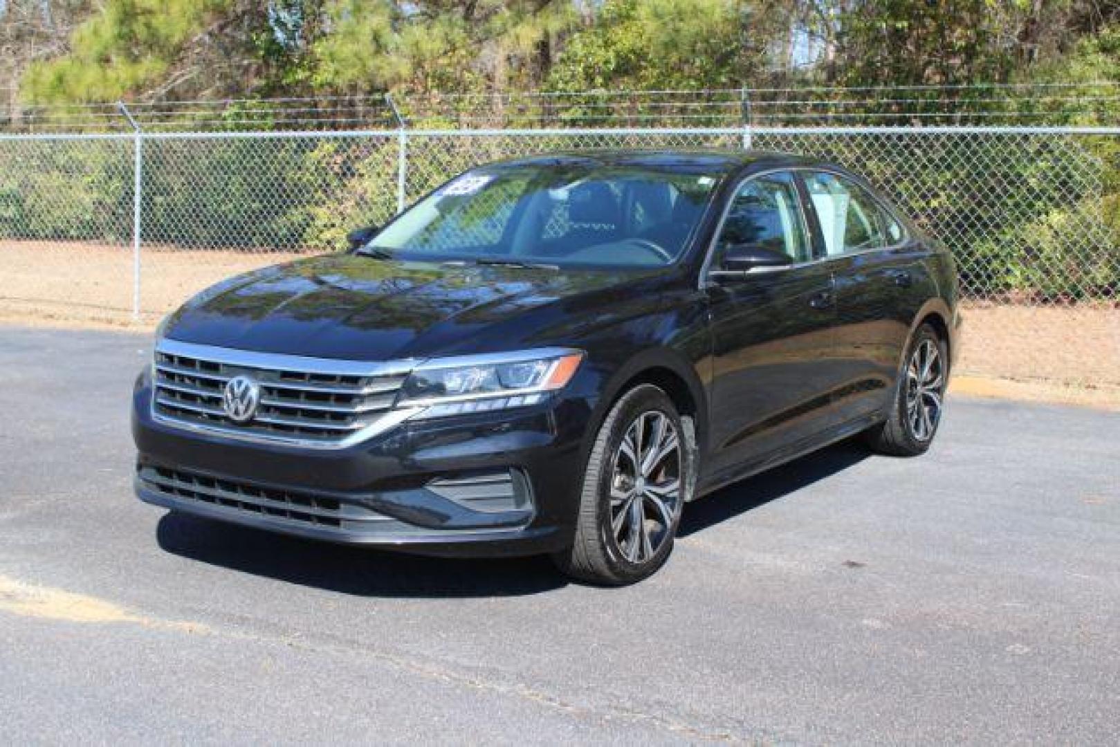 2022 Volkswagen Passat SE (1VWSA7A34NC) with an 2.0L L4 DOHC 16V engine, 6-Speed Automatic transmission, located at 3598 James B White Hwy South, Whiteville, NC, 28472, (910) 642-3196, 34.294846, -78.732613 - 2022 Volkswagen Passat SE - Photo#0