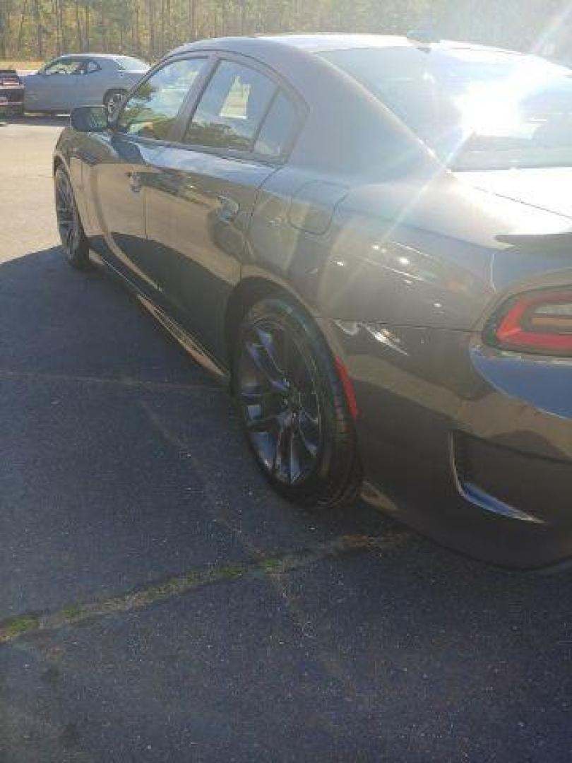 2022 /Black Dodge Charger Scat Pack (2C3CDXGJXNH) with an 6.4L V8 OHV 16V engine, 8-Speed Automatic transmission, located at 2761 East Hwy 501, Conway, SC, 29526, (843) 331-1151, 33.781528, -78.989883 - 2022 Dodge Charger Scat Pack - Photo#5