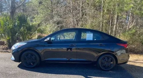 2021 Hyundai Accent SE 4-Door 6A