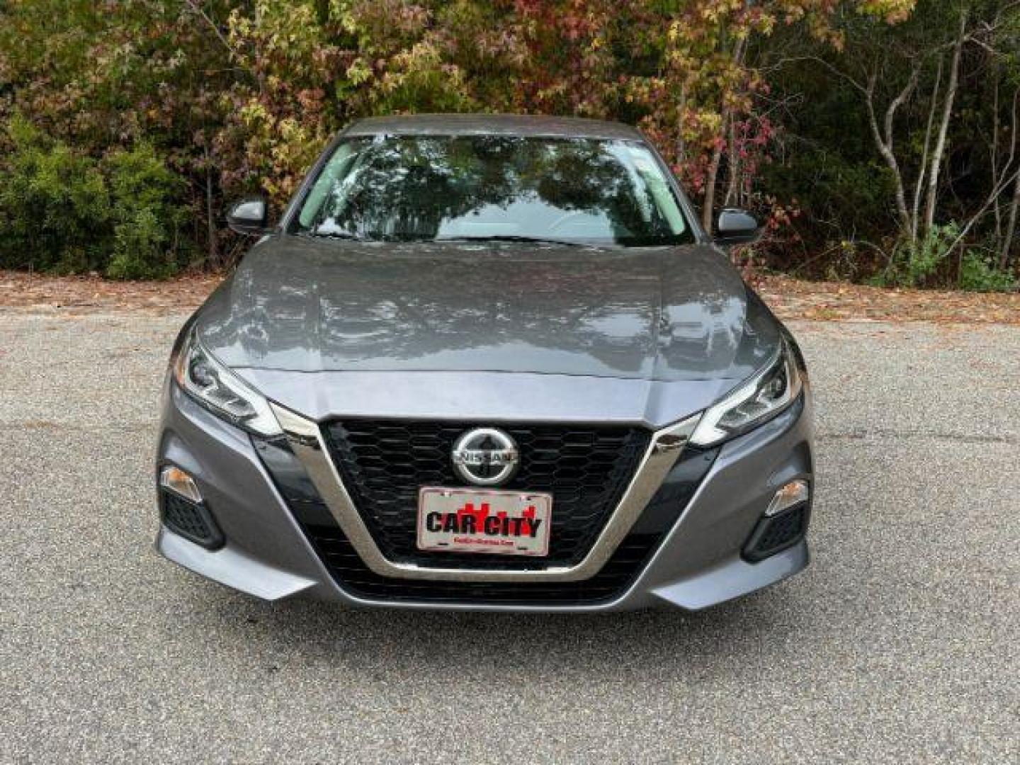 2022 /Sport Nissan Altima 2.5 SR (1N4BL4CV1NN) with an 2.5L L4 DOHC 16V engine, Continuously Variable Transmission transmission, located at 3598 James B White Hwy South, Whiteville, NC, 28472, (910) 642-3196, 34.294846, -78.732613 - 2022 Nissan Altima 2.5 SR - Photo#3