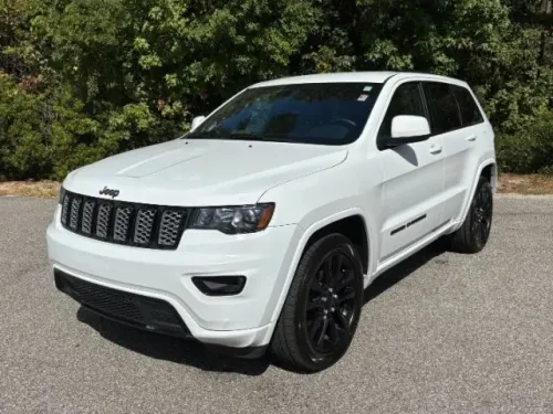 2020 Jeep Grand Cherokee Altitude 4X2