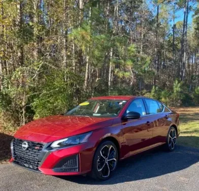 2024 Nissan Altima SR FWD