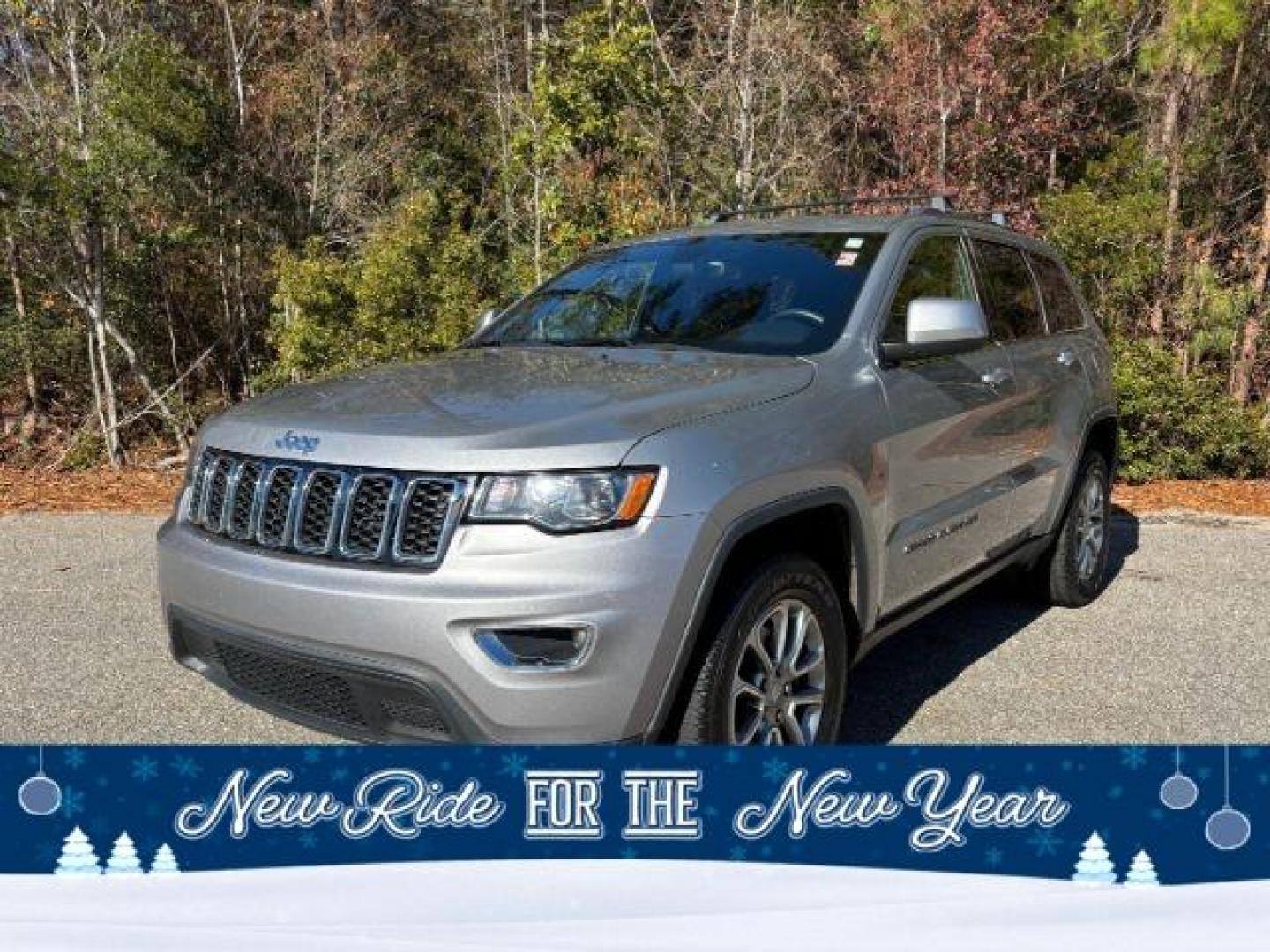 2017 /Black, cloth Jeep Grand Cherokee Laredo 4WD (1C4RJFAG7HC) with an 3.6L V6 DOHC 24V engine, 8-Speed Automatic transmission, located at 2761 East Hwy 501, Conway, SC, 29526, (843) 331-1151, 33.781528, -78.989883 - 2017 Jeep Grand Cherokee Laredo 4WD - Photo#0