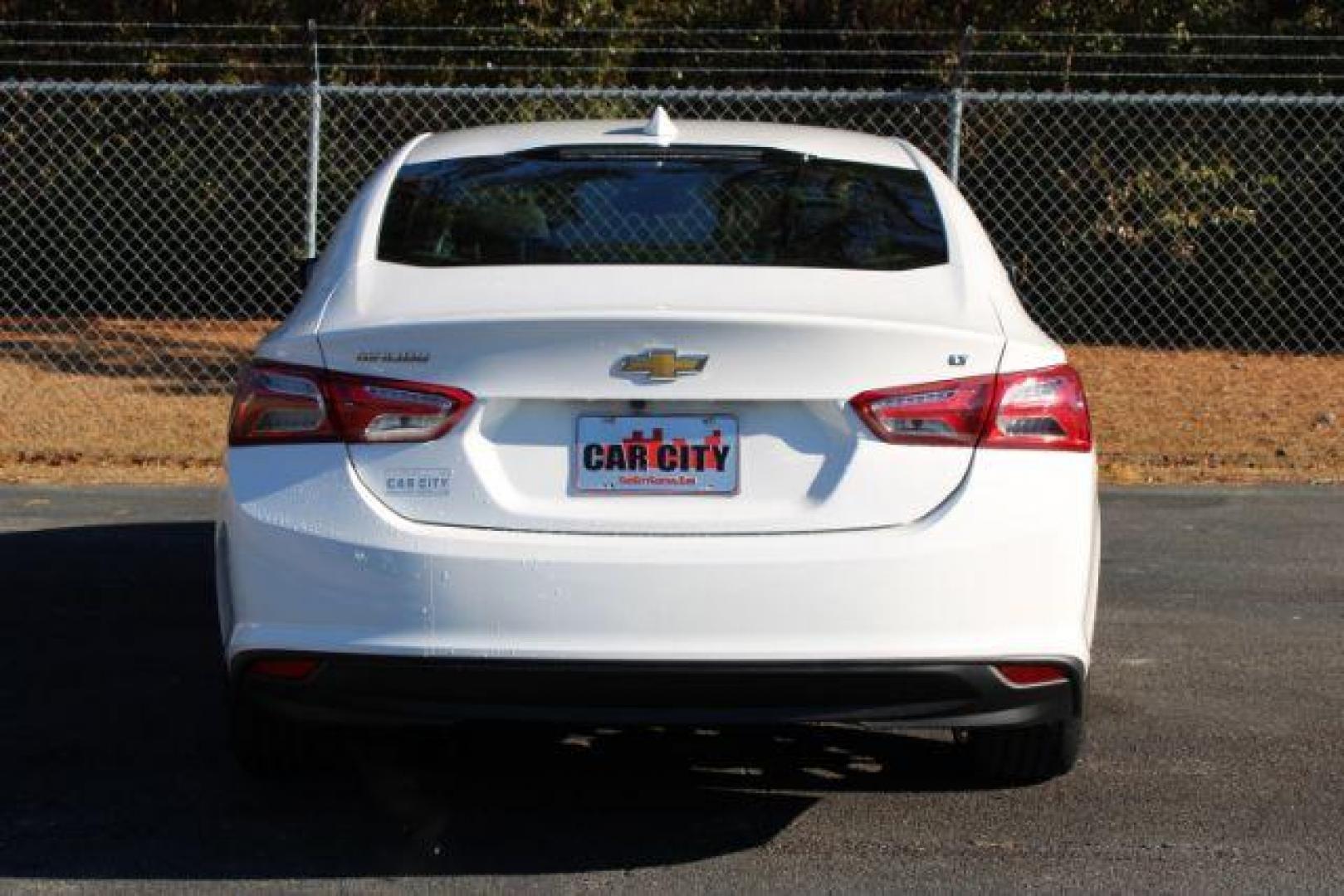 2022 Chevrolet Malibu LT (1G1ZD5ST9NF) with an 1.5L L4 DOHC 16V engine, 6-Speed Automatic transmission, located at 3598 James B White Hwy South, Whiteville, NC, 28472, (910) 642-3196, 34.294846, -78.732613 - 2022 Chevrolet Malibu LT - Photo#4