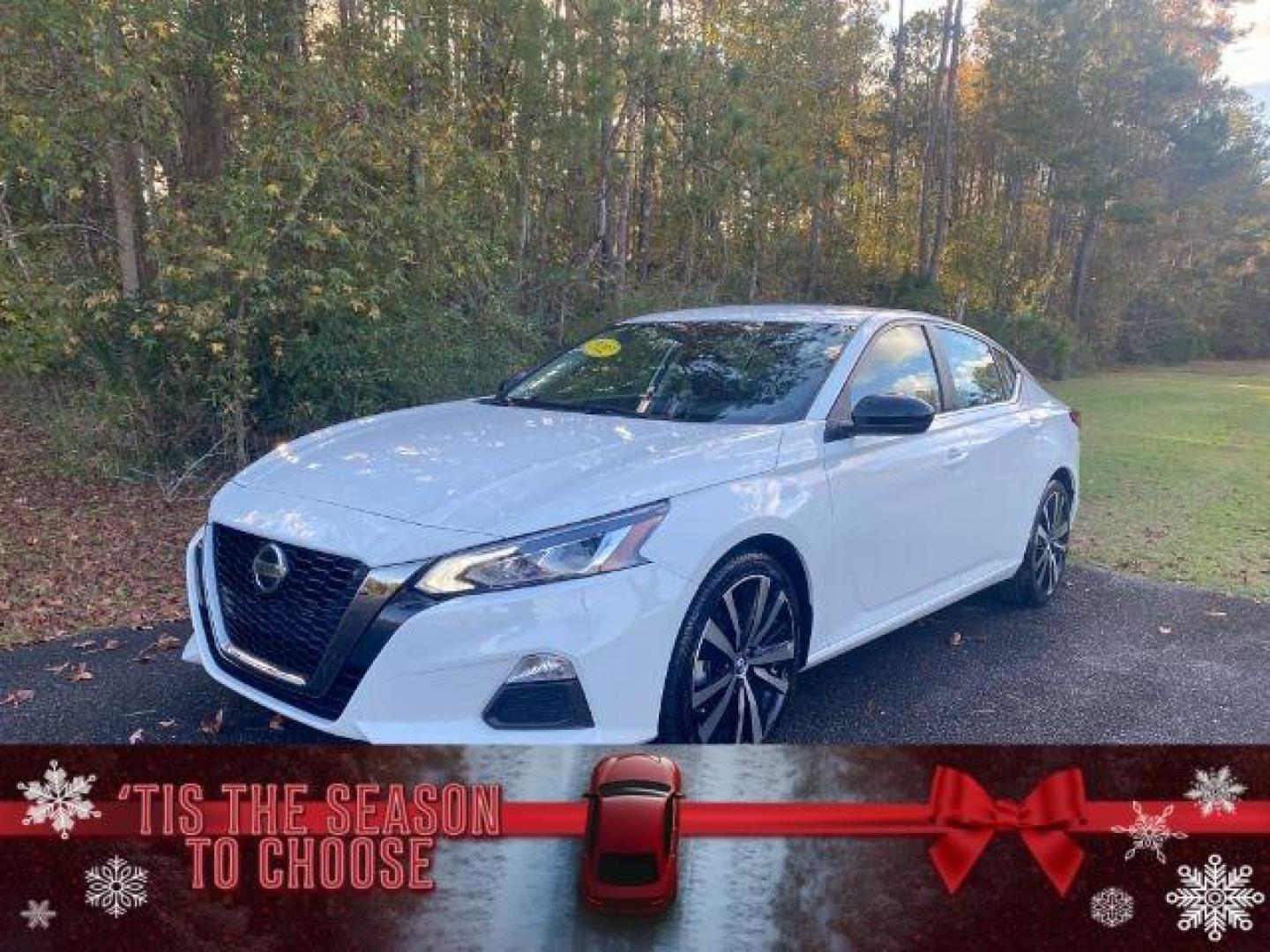 2022 /Sport Nissan Altima 2.5 SR (1N4BL4CV1NN) with an 2.5L L4 DOHC 16V engine, Continuously Variable Transmission transmission, located at 9146 Ocean Hwy West, Calabash, NC, 28467, (910) 579-1110, 33.928635, -78.576157 - 2022 Nissan Altima 2.5 SR - Photo#0