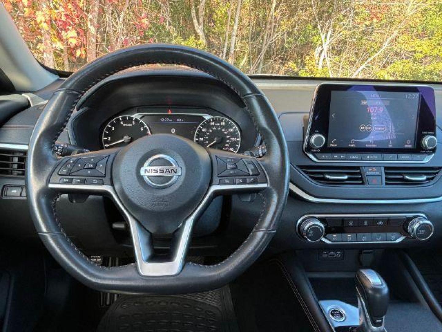 2022 /Sport Nissan Altima 2.5 SR (1N4BL4CV6NN) with an 2.5L L4 DOHC 16V engine, Continuously Variable Transmission transmission, located at 2761 East Hwy 501, Conway, SC, 29526, (843) 331-1151, 33.781528, -78.989883 - 2022 Nissan Altima 2.5 SR - Photo#6