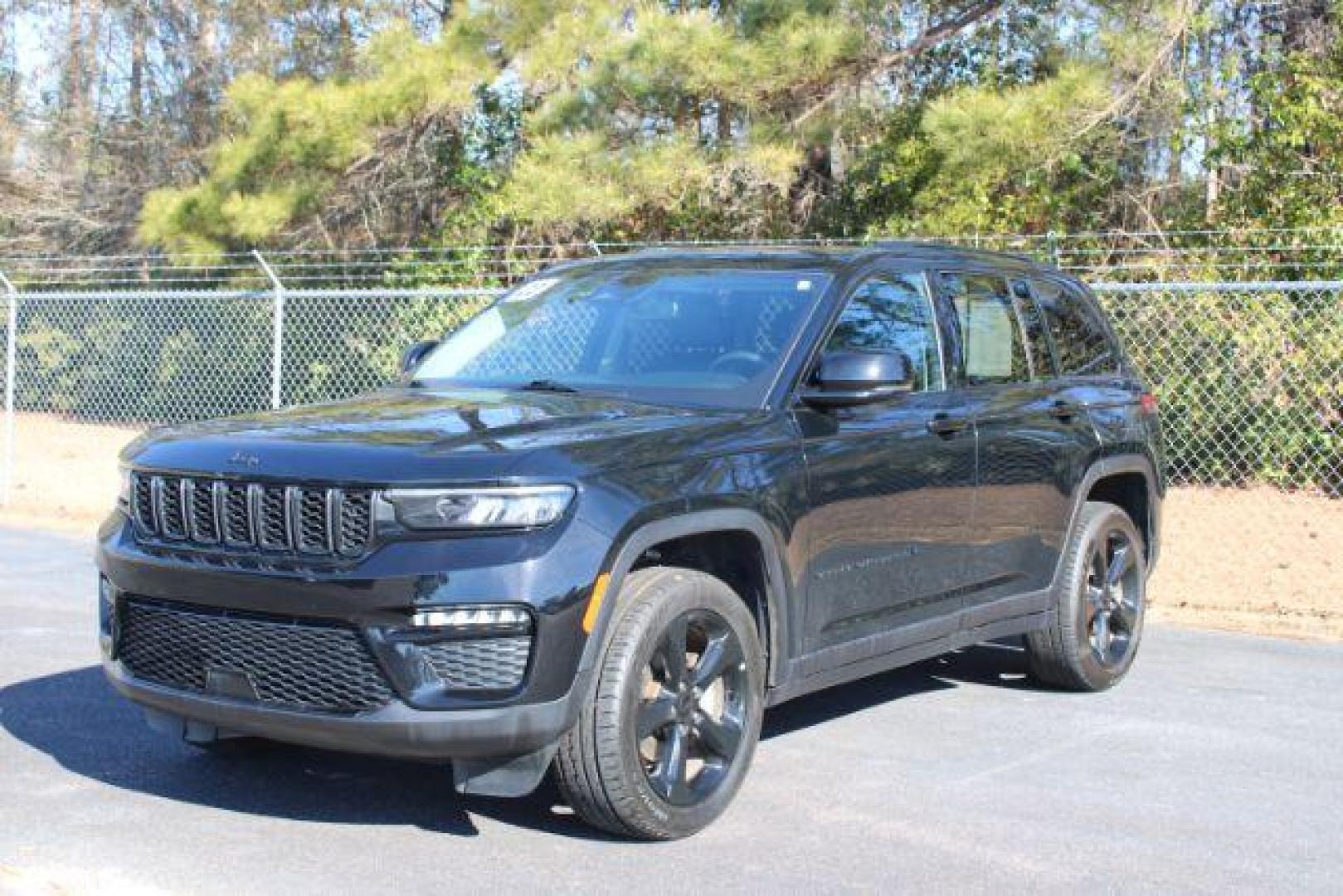 2023 /Global Black Jeep Grand Cherokee Limited 4WD (1C4RJHBGXPC) with an 3.6L V6 DOHC 24V engine, 8-Speed Automatic transmission, located at 9146 Ocean Hwy West, Calabash, NC, 28467, (910) 579-1110, 33.928635, -78.576157 - 2023 Jeep Grand Cherokee Limited 4WD - Photo#0