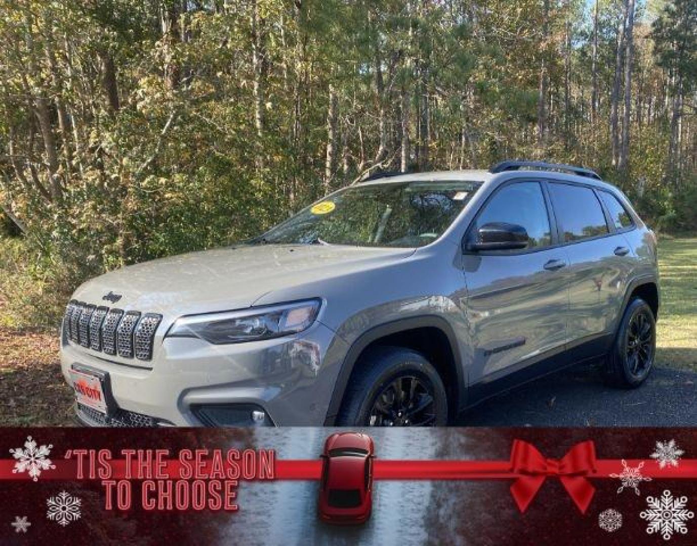 2023 /Black Jeep Cherokee Latitude Lux 4WD (1C4PJMMB7PD) with an 2.4L L4 DOHC 16V engine, 9-Speed Automatic transmission, located at 9146 Ocean Hwy West, Calabash, NC, 28467, (910) 579-1110, 33.928635, -78.576157 - 2023 Jeep Cherokee Latitude Lux 4WD - Photo#0