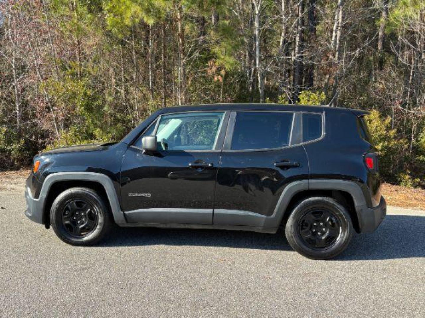 2016 /Black, cloth Jeep Renegade Sport FWD (ZACCJAAT7GP) with an 2.4L L4 DOHC 16V engine, 6-Speed Manual transmission, located at 2761 East Hwy 501, Conway, SC, 29526, (843) 331-1151, 33.781528, -78.989883 - 2016 Jeep Renegade Sport FWD - Photo#1