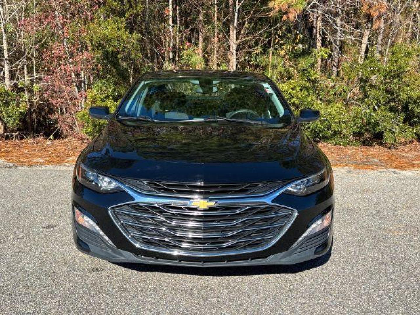 2022 /Jet Black Chevrolet Malibu LT (1G1ZD5ST6NF) with an 1.5L L4 DOHC 16V engine, 6-Speed Automatic transmission, located at 2761 East Hwy 501, Conway, SC, 29526, (843) 331-1151, 33.781528, -78.989883 - 2022 Chevrolet Malibu LT - Photo#5